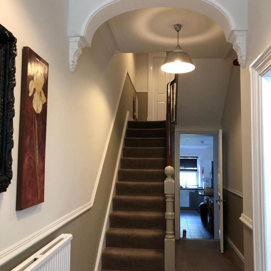 Comfy Big 7 Bedroom Townhouse Harrogate Ngoại thất bức ảnh